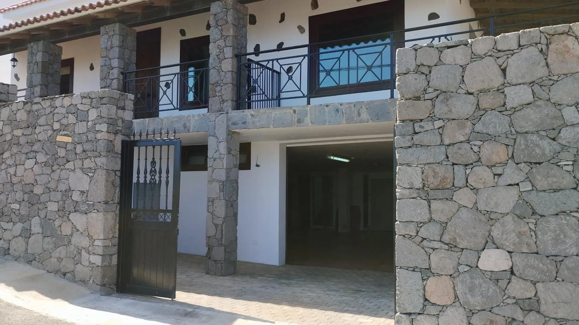 Luxury Colonial Country Villa Moya  Spain