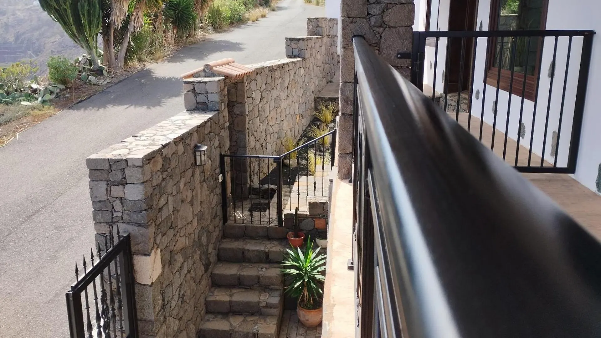 Luxury Colonial Country Villa Moya
